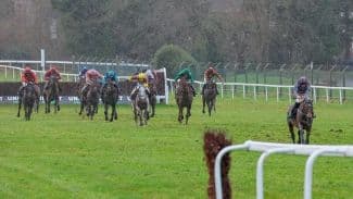 'The risk has increased' - yellow weather warning threatens Sandown's Saturday fixture with Wincanton inspecting on the same day